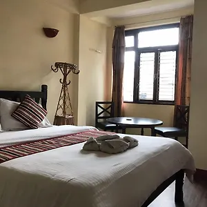 Yala Peak Hostal Katmandú